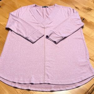 Pink Clover Soft Pink V-Neck 3/4 Sleeve Soft Sweater. Size Large